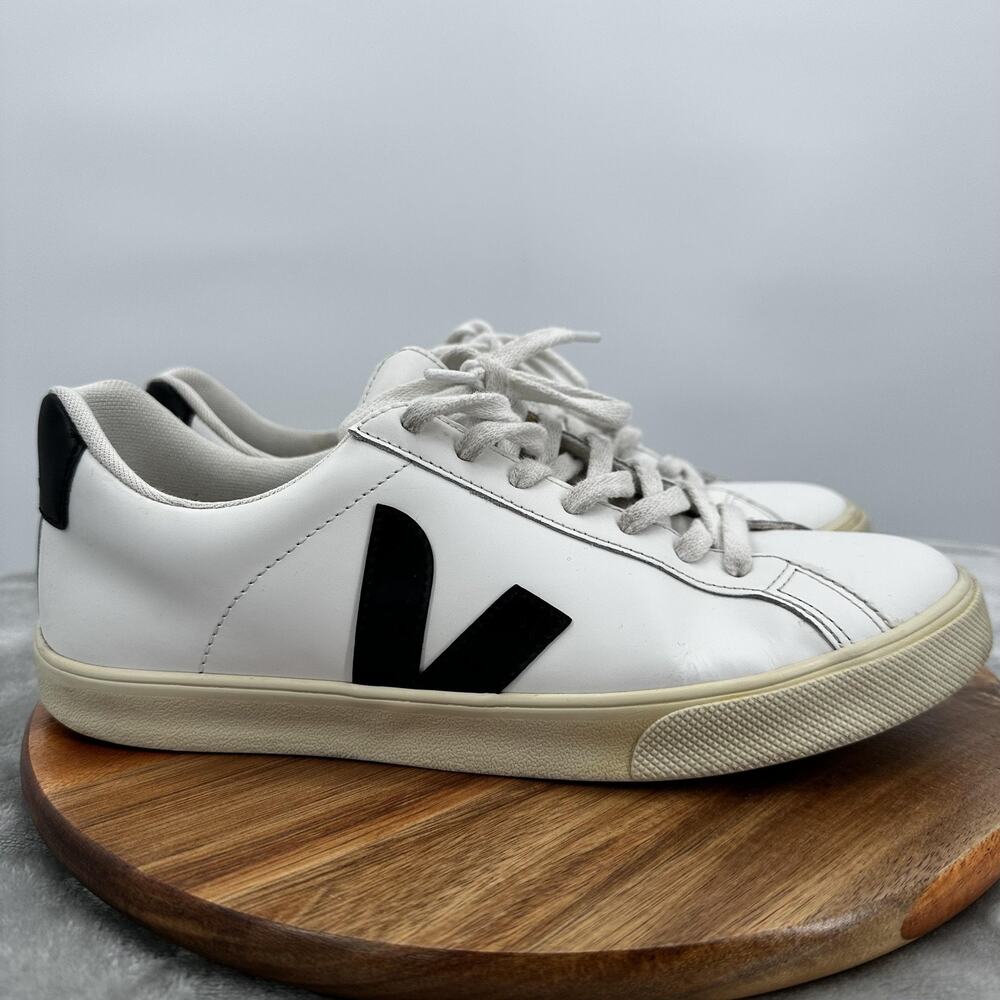 Veja Esplar Shoes Womens Size 9 Low Top Casual Leather Sneakers Lace up White‎
